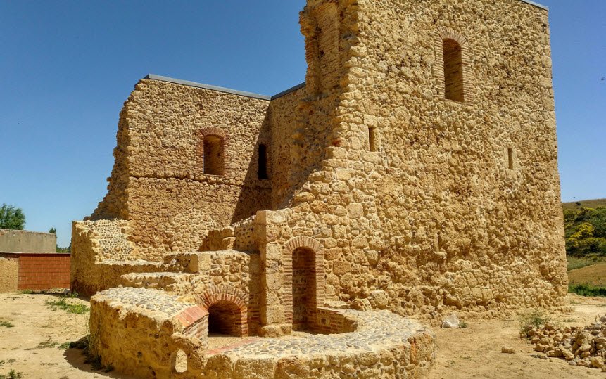 Castillo de Alcuetas, Spain